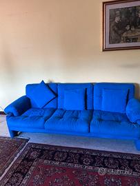 due divani (2 e 3 posti)