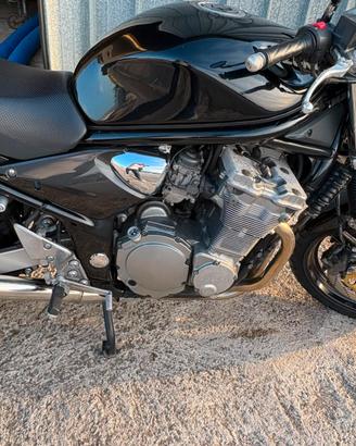 Bandit 600 Nera Scrambler