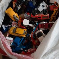 Macchinine giocattolo