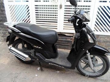 Ricambi honda sh 125 150  00-06