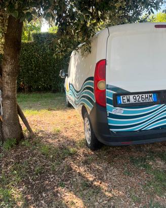Fiat Doblo’ furgone isotermico con gruppo frigo