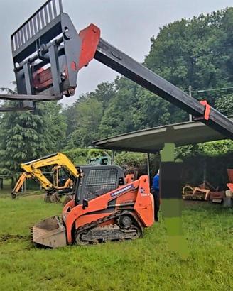 sollevatore telescopico Manitou MVT 1330 SLC targa