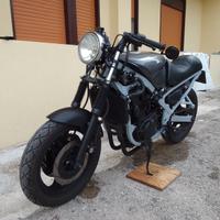 Kawasaki gpz 500s cafè/naked