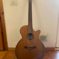 Chitarra classica amplificata (Cort CEC5 nat)