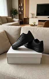 Nike Air Force 1 Nero – Taglia 40