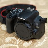 Reflex Canon eos 200D