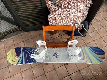 snowboard donna + attacchi + 2 scarponi