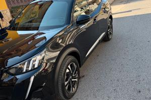 peugeoot 2008