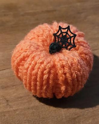 Decorazioni Halloween - Zucca con ragnatela