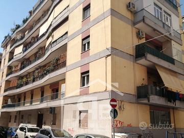 Luminoso ufficio di 160mq zona sampolo/villabianca