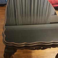 tavolo antico con cristallo