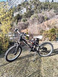 bicicletta da bambino o bambina 