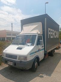 Daily iveco 35.12