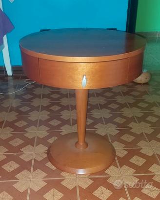coppia comodini rotondi in legno 