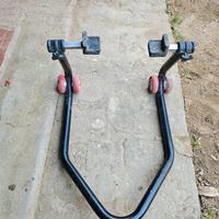 cavalletto sollevatore per moto