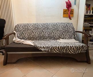 Divano letto in legno