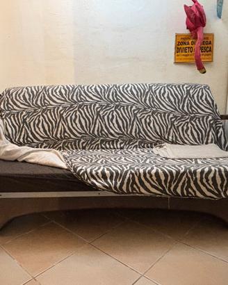 Divano letto in legno