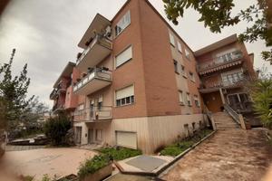 Vendesi appartamento in Via Libero Testa 63