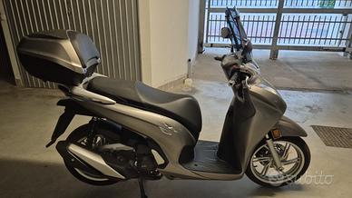 7000km honda sh 350! Sport