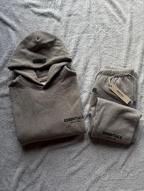 Tuta Essentials Fear of God taglia  S📌