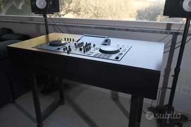 Tavolo booth dj pionner rx3