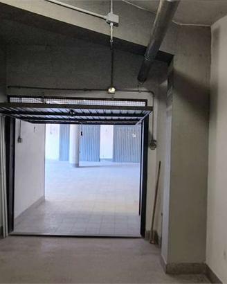 Garage a Prato