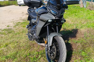 Yamaha tracer 9