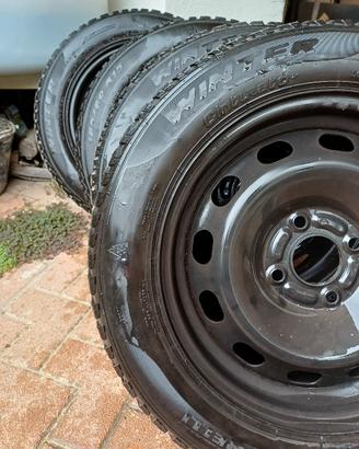 Pneumatici Pirelli Cinturato Invernale 