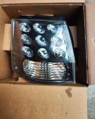 faro posteriore Mitsubishi Outlander 2° 2010-2013