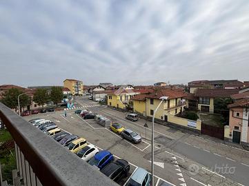 3 LOCALI A NONE