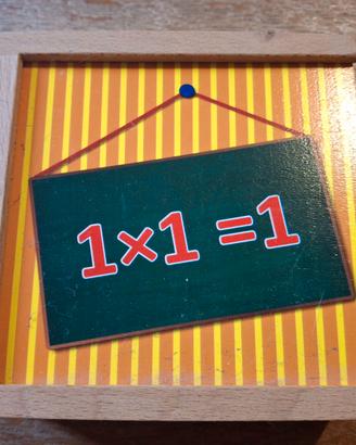 Gioco educativo in legno per imparare tabelline