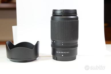 Obiettivo Nikon Z 50-250 f4.5-6.3, tappi, paraluce