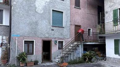 Immobile in asta di 101 m² con 2 locali a Colico