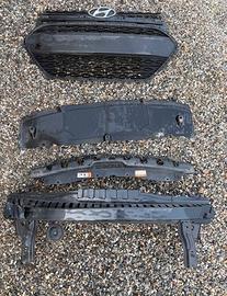 hyundai i10 traversa frontale