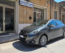 Peugeot 208 PureTech 82 cv GPL Allure