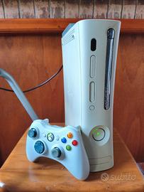 Xbox 360 con controller perfettamente funzionante