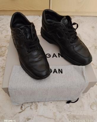 Hogan nere
