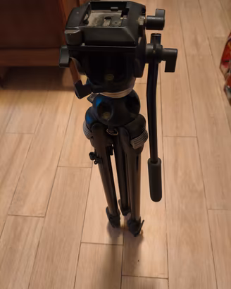 cavalletto manfrotto