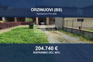 Immobile in asta di 341 m² con più di 5 locali a O