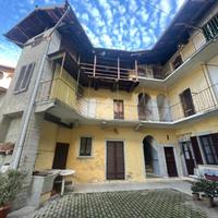 CASA SEMINDIPENDENTE A POGNO