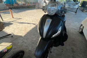 Beverly 300 sport