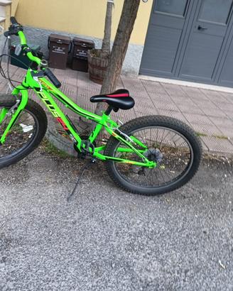 Bici con ruote larghe