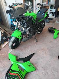 Kawasaki Ninja 400 incidentata 2023