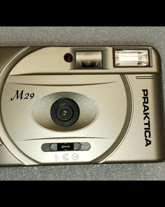 Macchina fotografica automatica vintage 