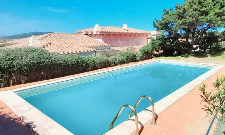 Stintino, spaziosa Villa Giglio con piscina