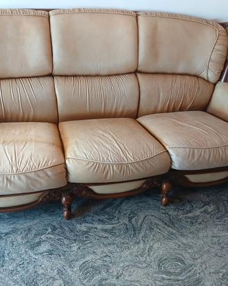 Salotto vintage in pelle e legno