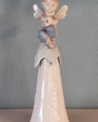 Statuetta campana porcellana Lladró 