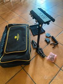 Stabilizzatore portatile per fotocamera (flycam)