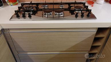 Cucina Aran angolare come nuova