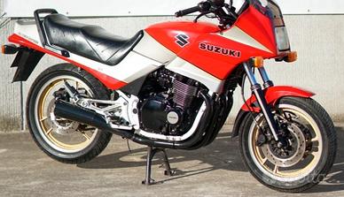 Suzuki gsx